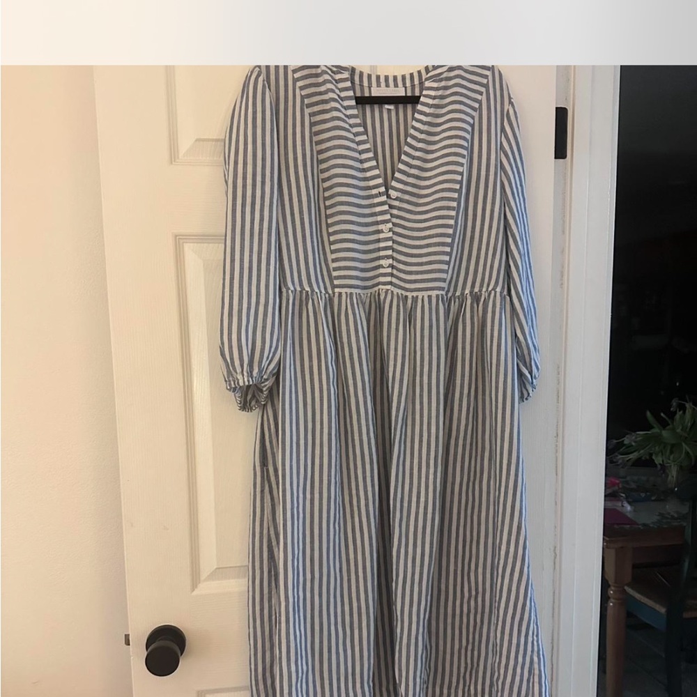 The White Company Black and White Bishop Sleeve Sundress